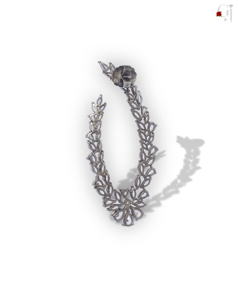 SILVER LUXURY CURVED EARRINGS